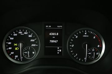 Voertuigafbeelding 15