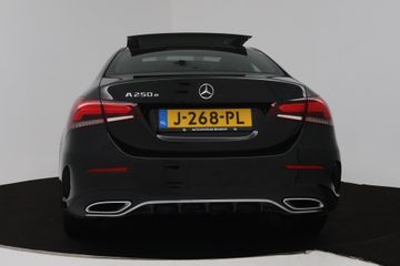 Voertuigafbeelding 8