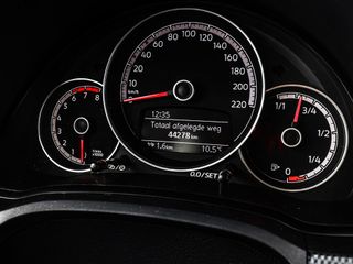 Voertuigafbeelding 13