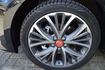 Voertuigafbeelding 9