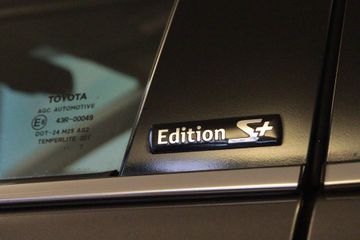 Voertuigafbeelding 12