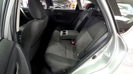 Voertuigafbeelding 16