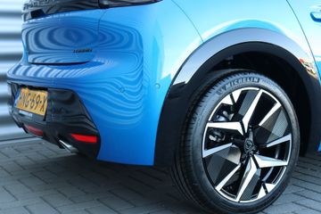 Voertuigafbeelding 10