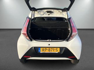 Voertuigafbeelding 12