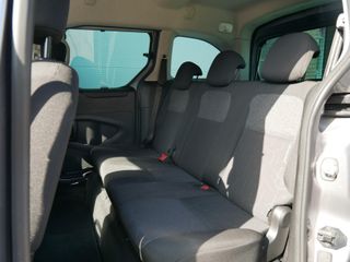 Voertuigafbeelding 15