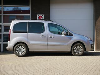 Voertuigafbeelding 9