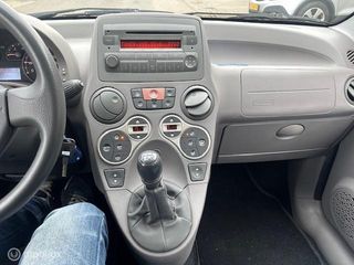 Voertuigafbeelding 13