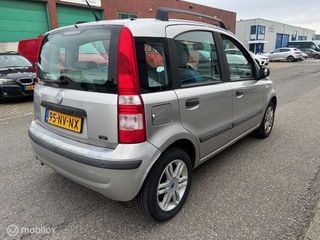 Voertuigafbeelding 4