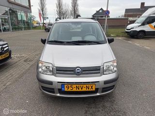 Voertuigafbeelding 6