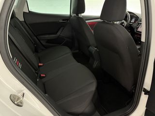 Voertuigafbeelding 35