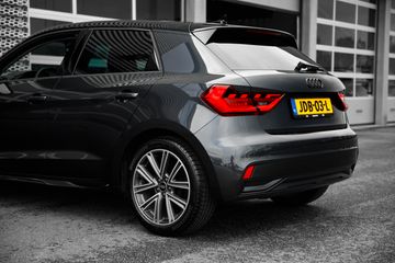 Voertuigafbeelding 7