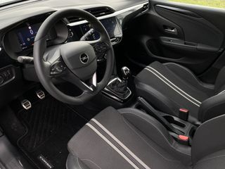 Voertuigafbeelding 12