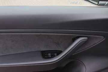 Voertuigafbeelding 30