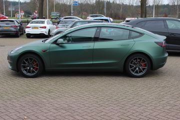 Voertuigafbeelding 6