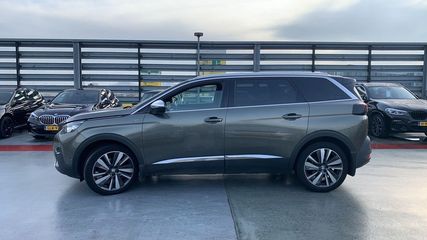 Voertuigafbeelding 2