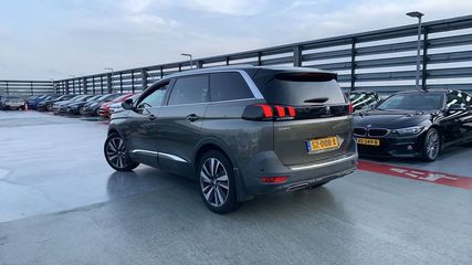 Voertuigafbeelding 3