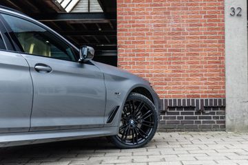 Voertuigafbeelding 12