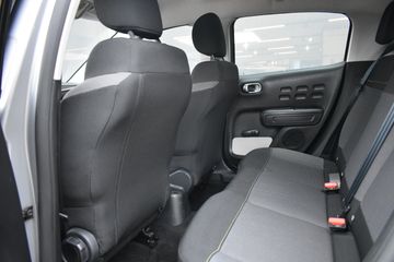 Voertuigafbeelding 8