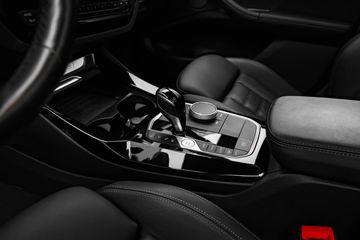 Voertuigafbeelding 13