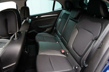 Voertuigafbeelding 5