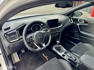 Voertuigafbeelding 7