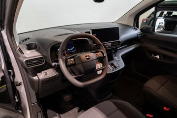 Voertuigafbeelding 12