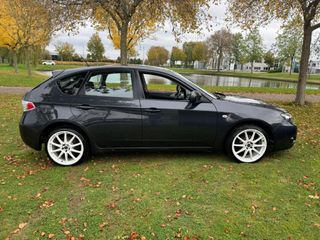 Voertuigafbeelding 6