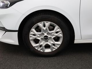 Voertuigafbeelding 13