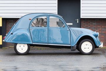 Voertuigafbeelding 4