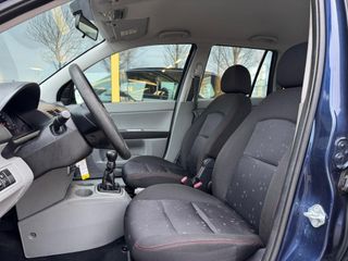 Voertuigafbeelding 8