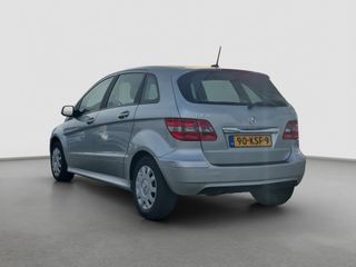 Voertuigafbeelding 8