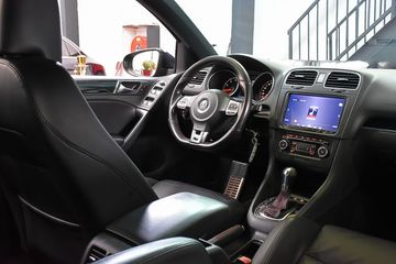 Voertuigafbeelding 9