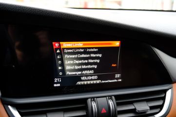 Voertuigafbeelding 19