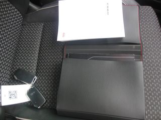 Voertuigafbeelding 12