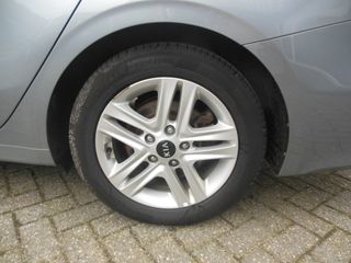 Voertuigafbeelding 7