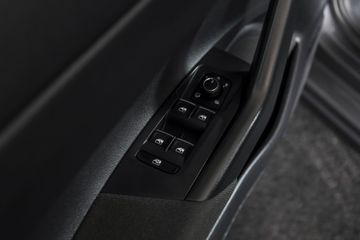 Voertuigafbeelding 48