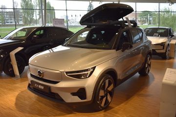 Voertuigafbeelding 4