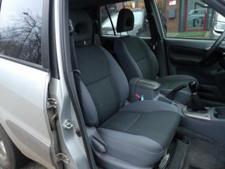 Voertuigafbeelding 8