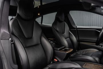 Voertuigafbeelding 18