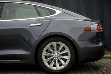 Voertuigafbeelding 6