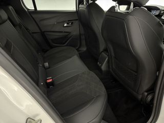 Voertuigafbeelding 38