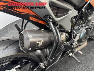 Voertuigafbeelding 16