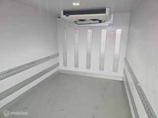 Voertuigafbeelding 8