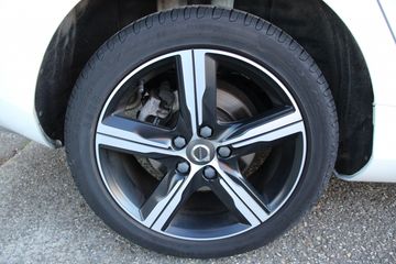 Voertuigafbeelding 10