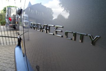 Voertuigafbeelding 25