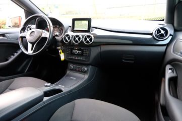 Voertuigafbeelding 4