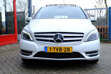 Voertuigafbeelding 6