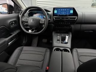 Voertuigafbeelding 5