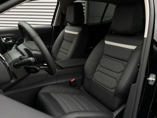 Voertuigafbeelding 6