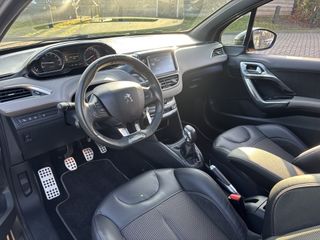 Voertuigafbeelding 12